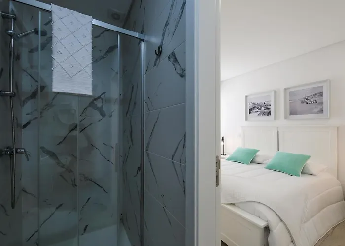 Guest house Farol 3*