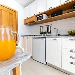 Farol Gæstehus Nazaré